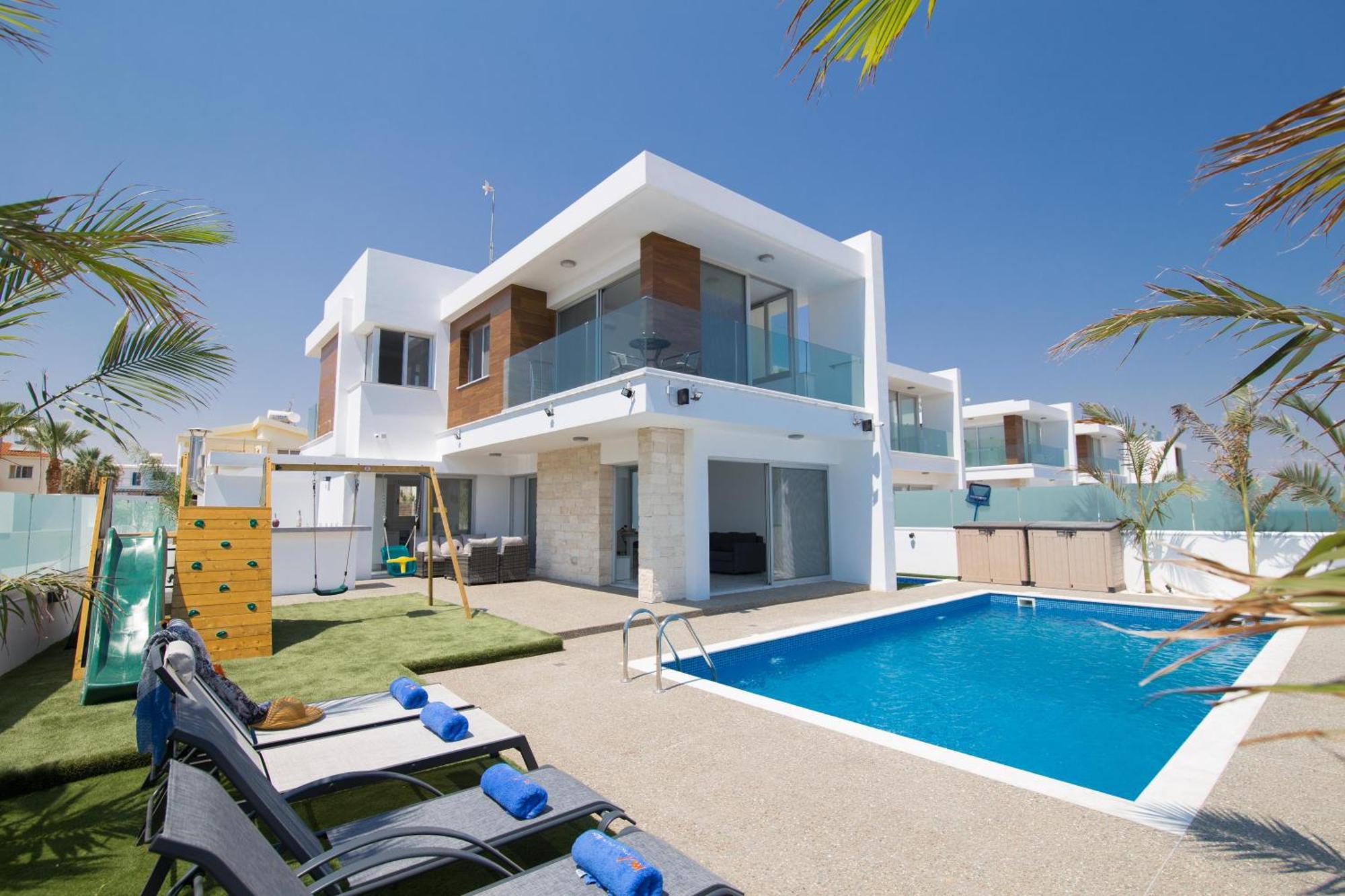 Villa Lynn Boutique Beachfront Agia Napa Exterior foto